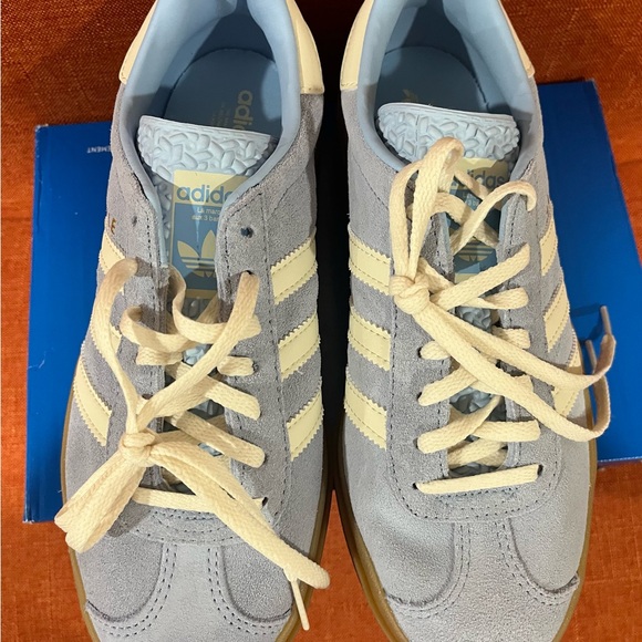 Adidas Gazelle Light Blue Suede with White and Gold Accents - Picture 3 of 7